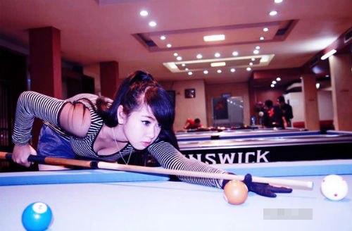 Hướng dẫn đánh bida cơ bản cho người mới chơi